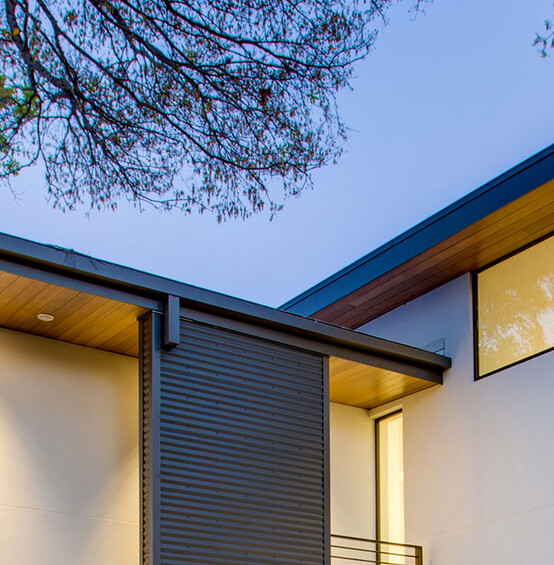 Aluminum Picture Window PW640 on home