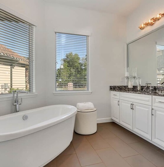 PGT EV ABD Toscana bath 1 PW5420