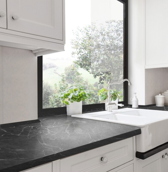 PGT EV kitchen PW5420 Black