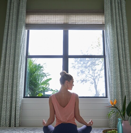 PGT WGA Neal lifestyle bedroom SH7700A