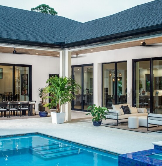 PGT WGV Hammock exterior rear 1 SGD5570