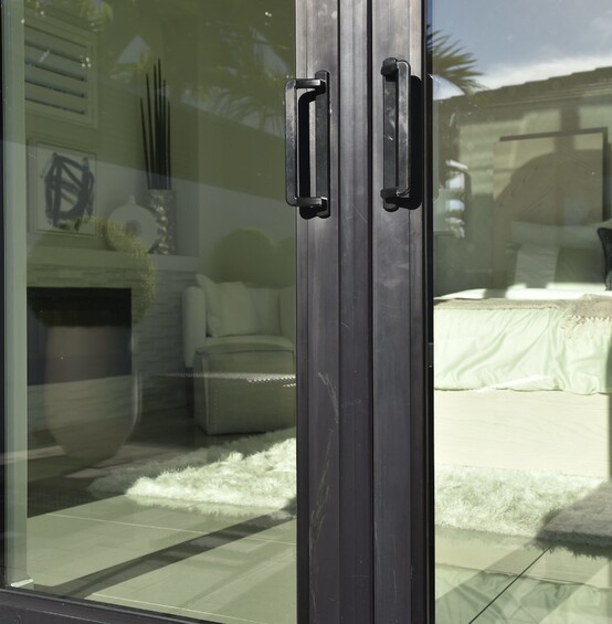 PGT WGV Medallion Cat Claw exterior 2 SGD5570