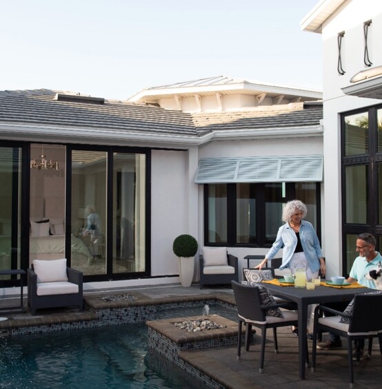 PGT WGV Medallion Cat Claw lifestyle exterior 3 SGD5570 CA5540 PW5520