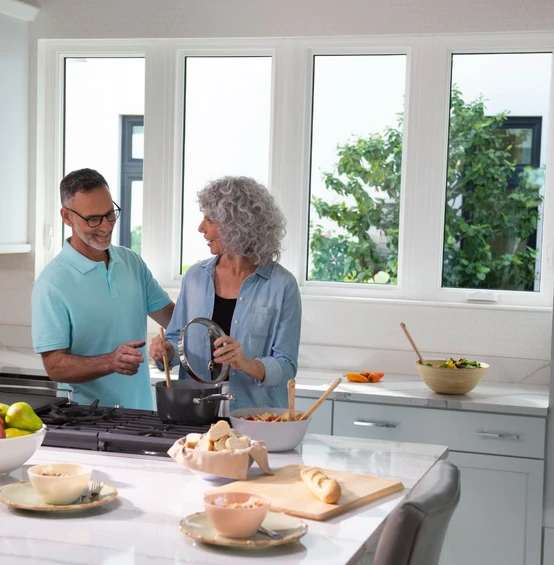 PGT WGV Medallion Cat Claw lifestyle kitchen CA5540 PW5540