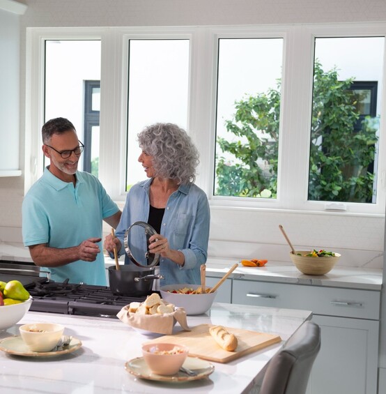 PGT WGV Medallion Cat Claw lifestyle kitchen CA5540 PW5540