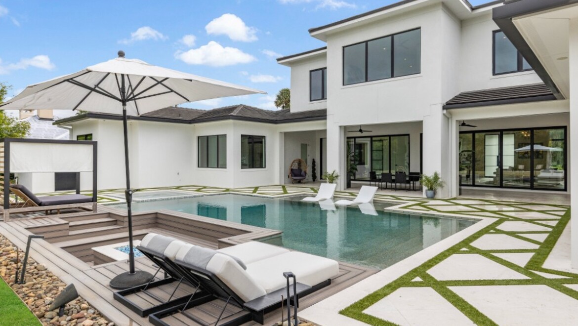 PGT CVM Element Builders 4 exterior SGD670 CA640 HR7610A PW7620