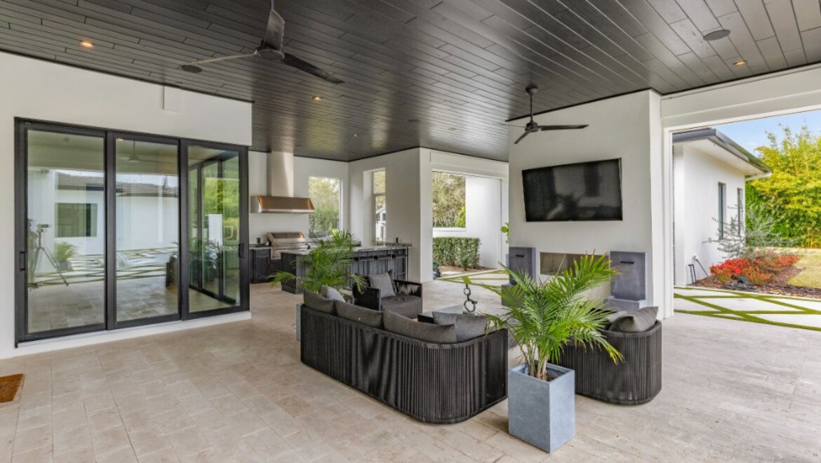 PGT CVM Element Builders exterior SGD670 3.jpg