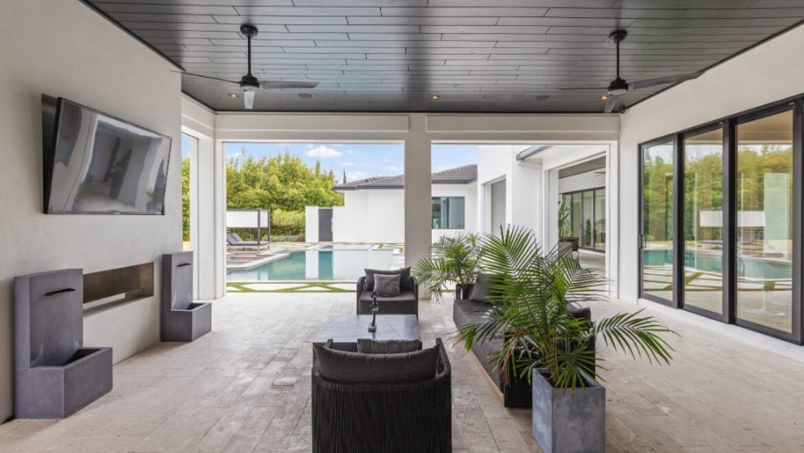 PGT CVM Element Builders exterior SGD670 4.jpg