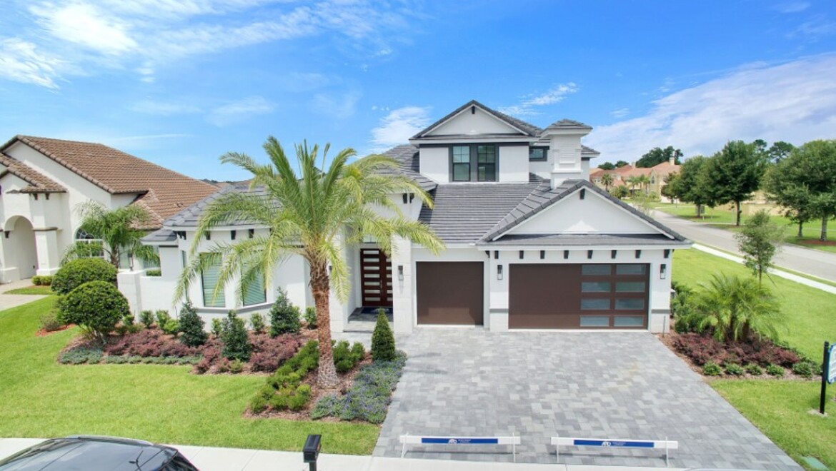 PGT EV ABD HeritageGreen exterior SH5400 PW5420