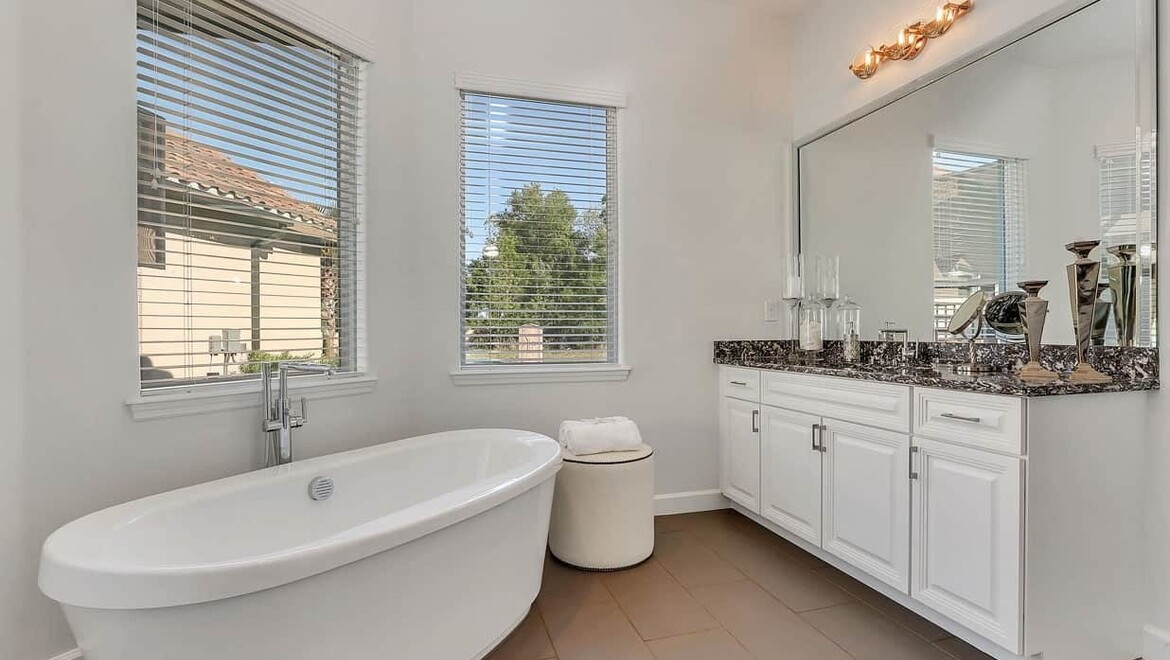 PGT EV ABD Toscana bath 1 PW5420