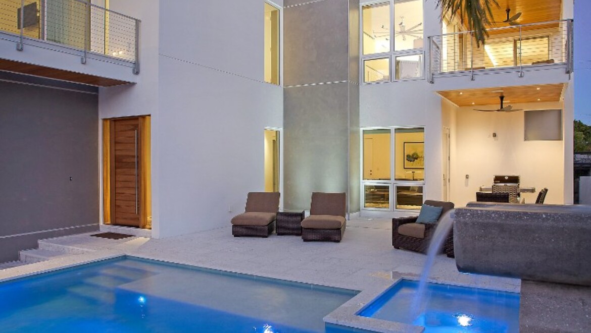 PGT EV exterior AW5440 PW5420