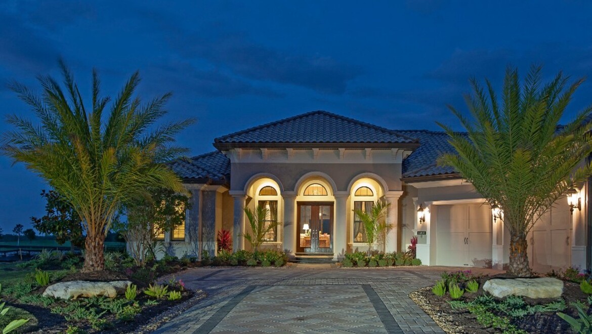 PGT WGA Lee Wetherington exterior SH7700A AR7720A grids