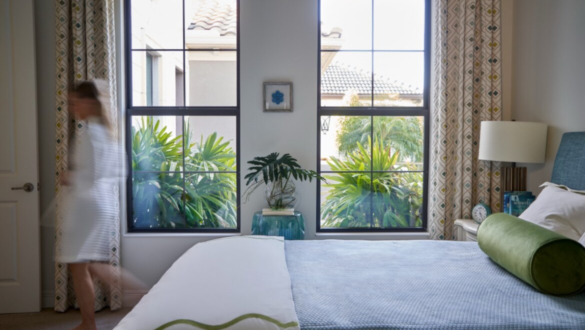 PGT WGA Neal bedroom SH7700A