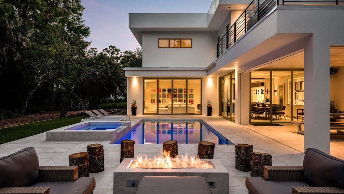 PGT WGA exterior SGD770 PW7720A