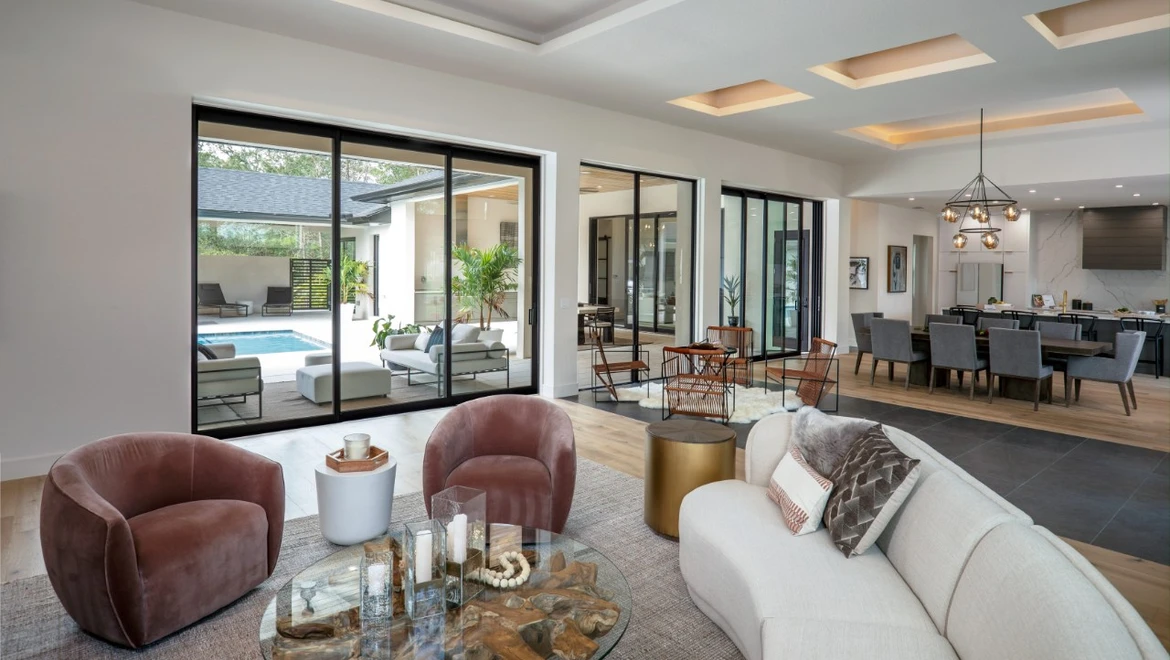 PGT WGA livingroom SGD770NS