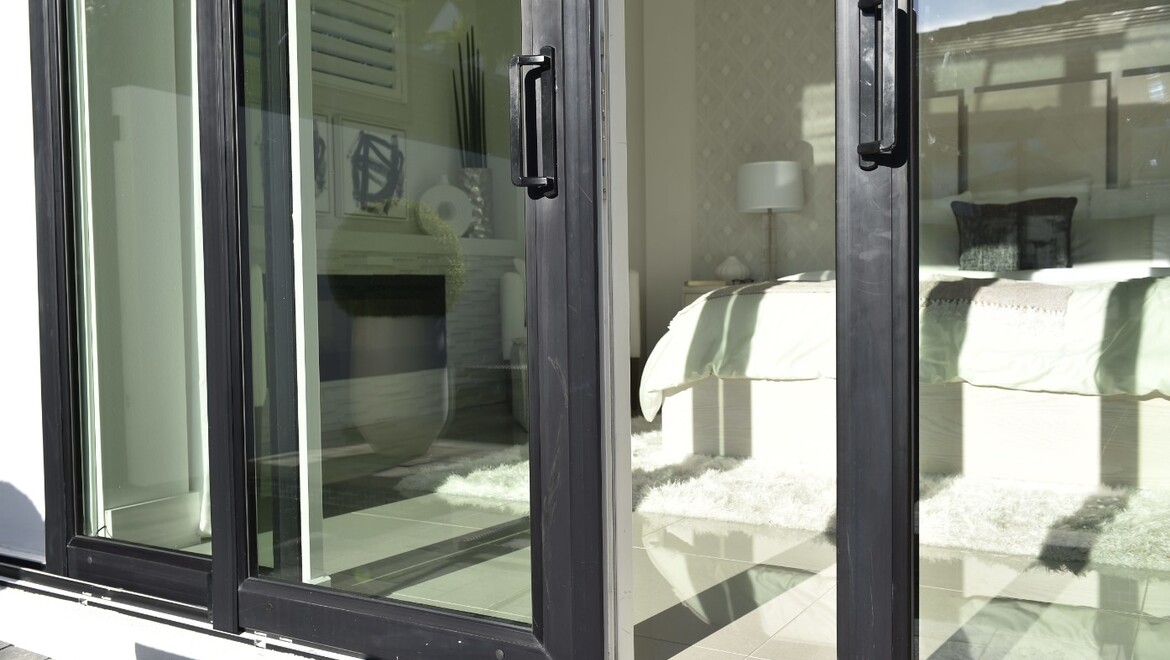 PGT WGV Medallion Cat Claw exterior 3 SGD5570