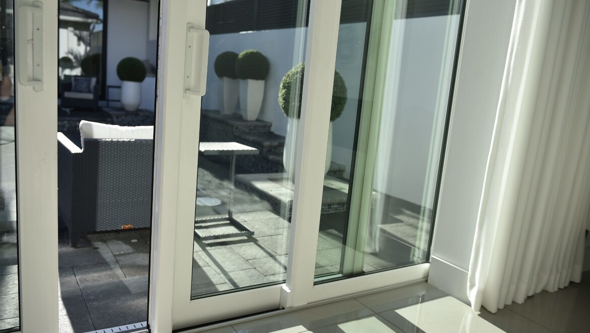 PGT WGV Medallion Cat Claw interior 1 SGD5570.