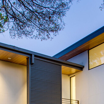 Aluminum Picture Window PW640 on home