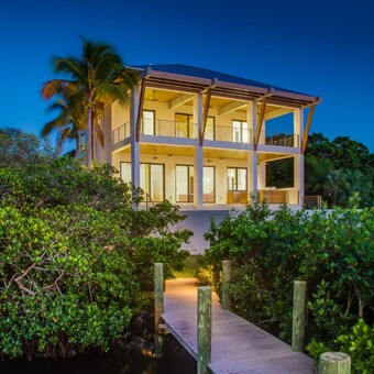 DUP PGT CVM Quartermaine RGP SGD670 Bronze