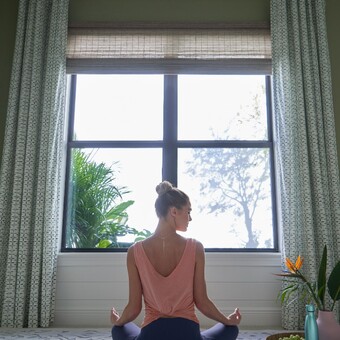 PGT WGA Neal lifestyle bedroom SH7700A