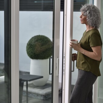 PGT WGV Medallion Cat Claw SGD5570 white 1