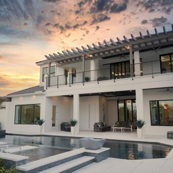 PGT WGV Medallion Regatta exterior rear SGD5570 CA5540 PW5520