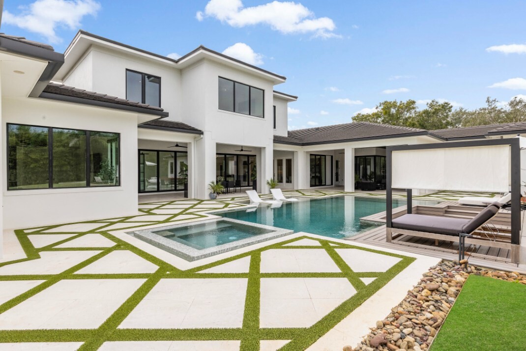 PGT CVM Element Builders 7 exterior SGD670 CA640 HR7610A PW7620