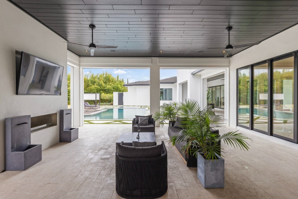 PGT CVM Element Builders exterior SGD670 4.jpg