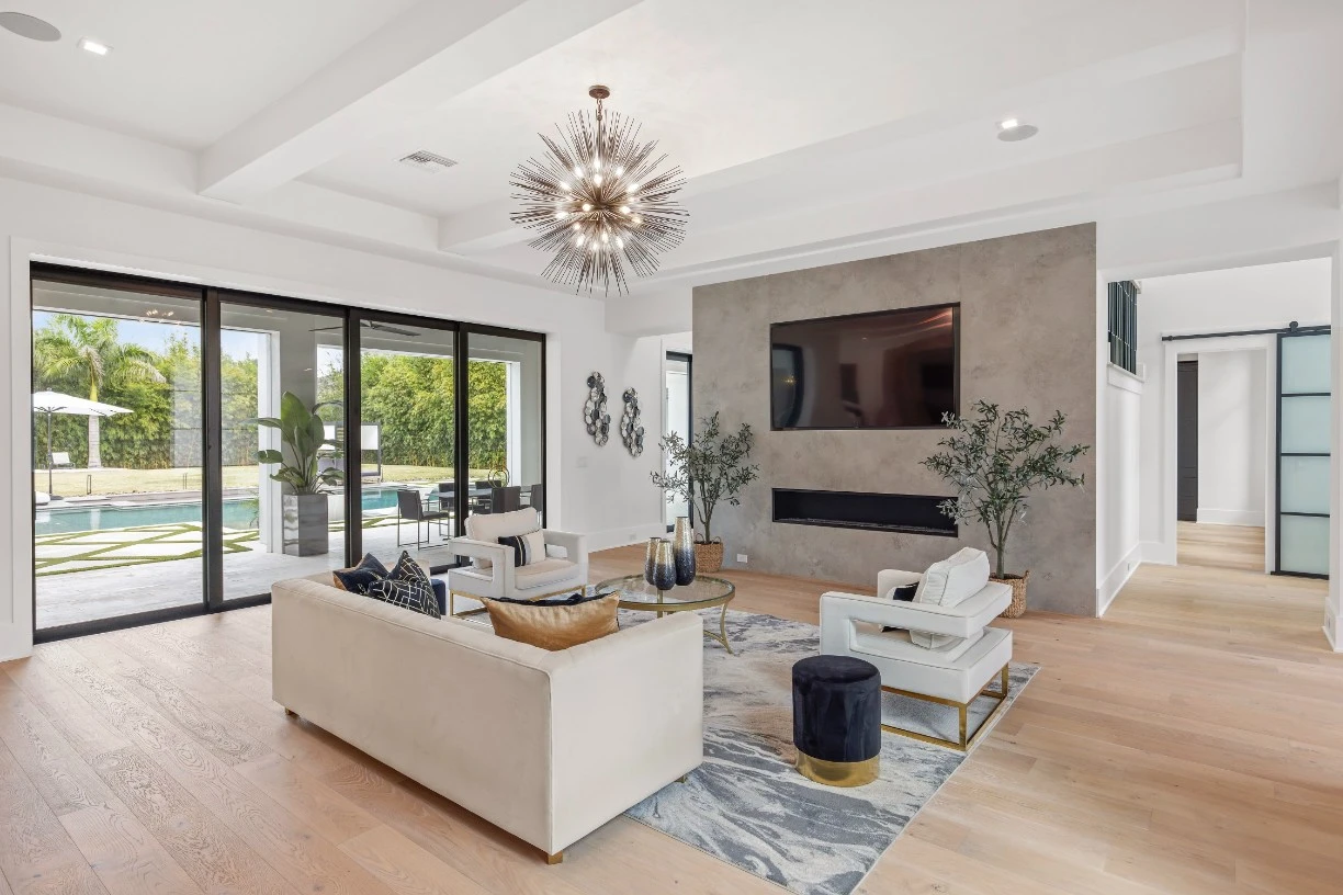 PGT CVM Element Builders interior SGD670 1