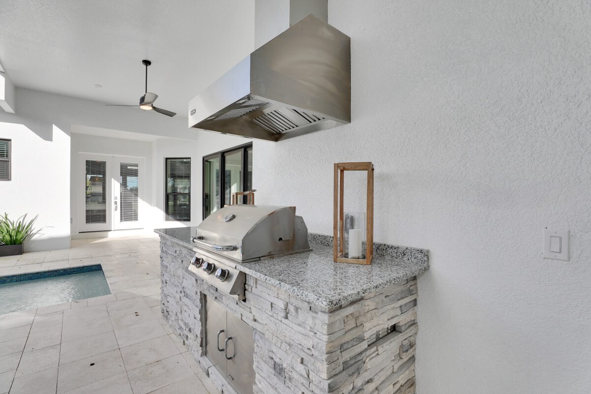 PGT EV ABD HeritageGreen exterior SH5400 SGD5470