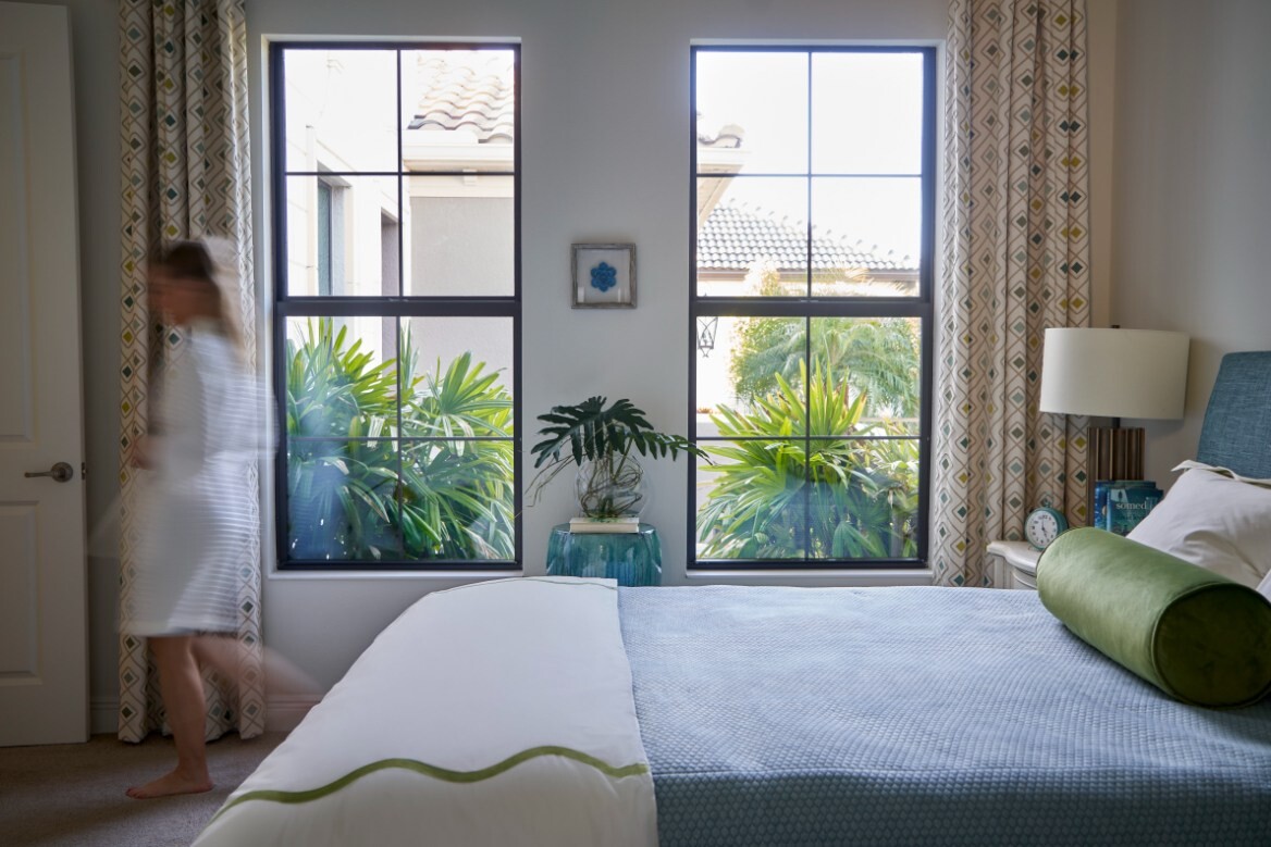 PGT WGA Neal bedroom SH7700A