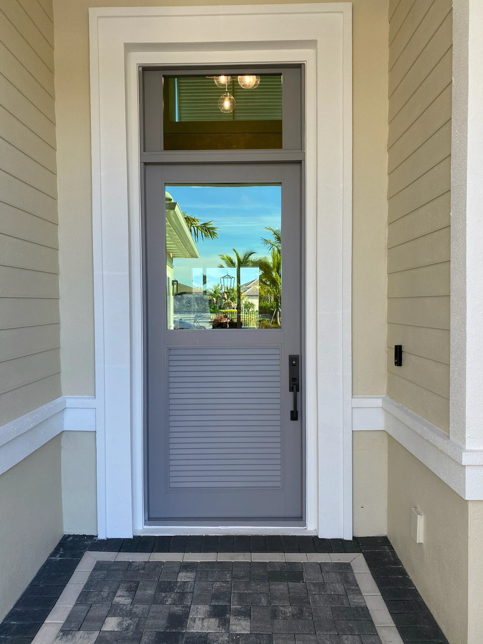 FD450 Impact Entry Door – Gray with Louvered Panel